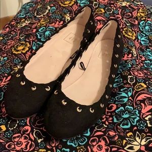Gap size 8 black flat